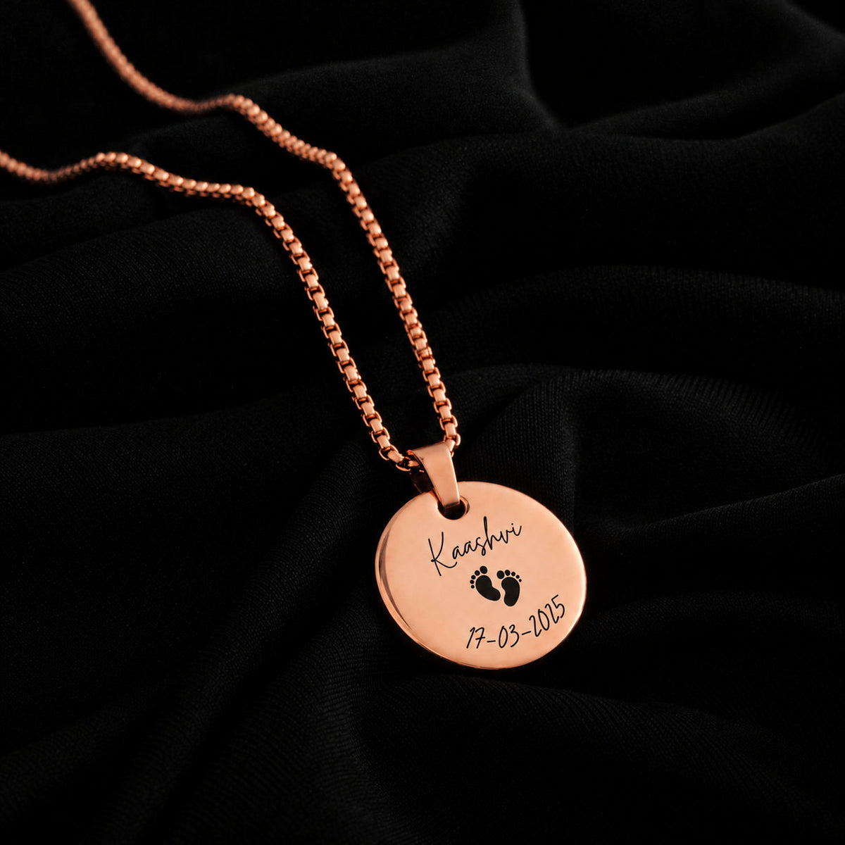 Little Footprints baby name pendant in rose gold with engraved name, baby feet and birth date